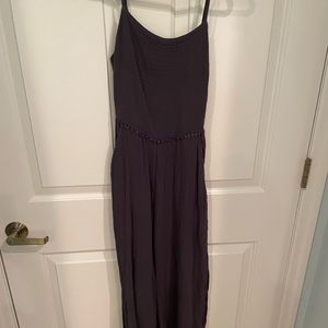 Navy blue Z Supply One piece with pockets and side slits!